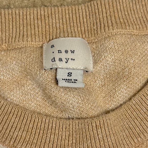 A New Day Animal Print Sweater - Picture 2 of 3